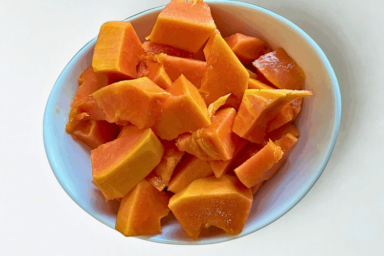 How To Cut Papaya